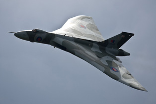 Vulcan XH558 at RIAT picture