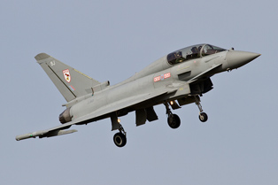 RAF Typhoon T3 ZJ801 29(R) Sqn on finals