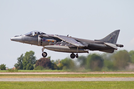 RAF Harrier GR9 ZD375 landing